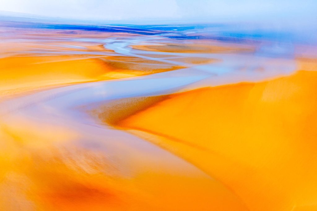 Swirvy path on beach